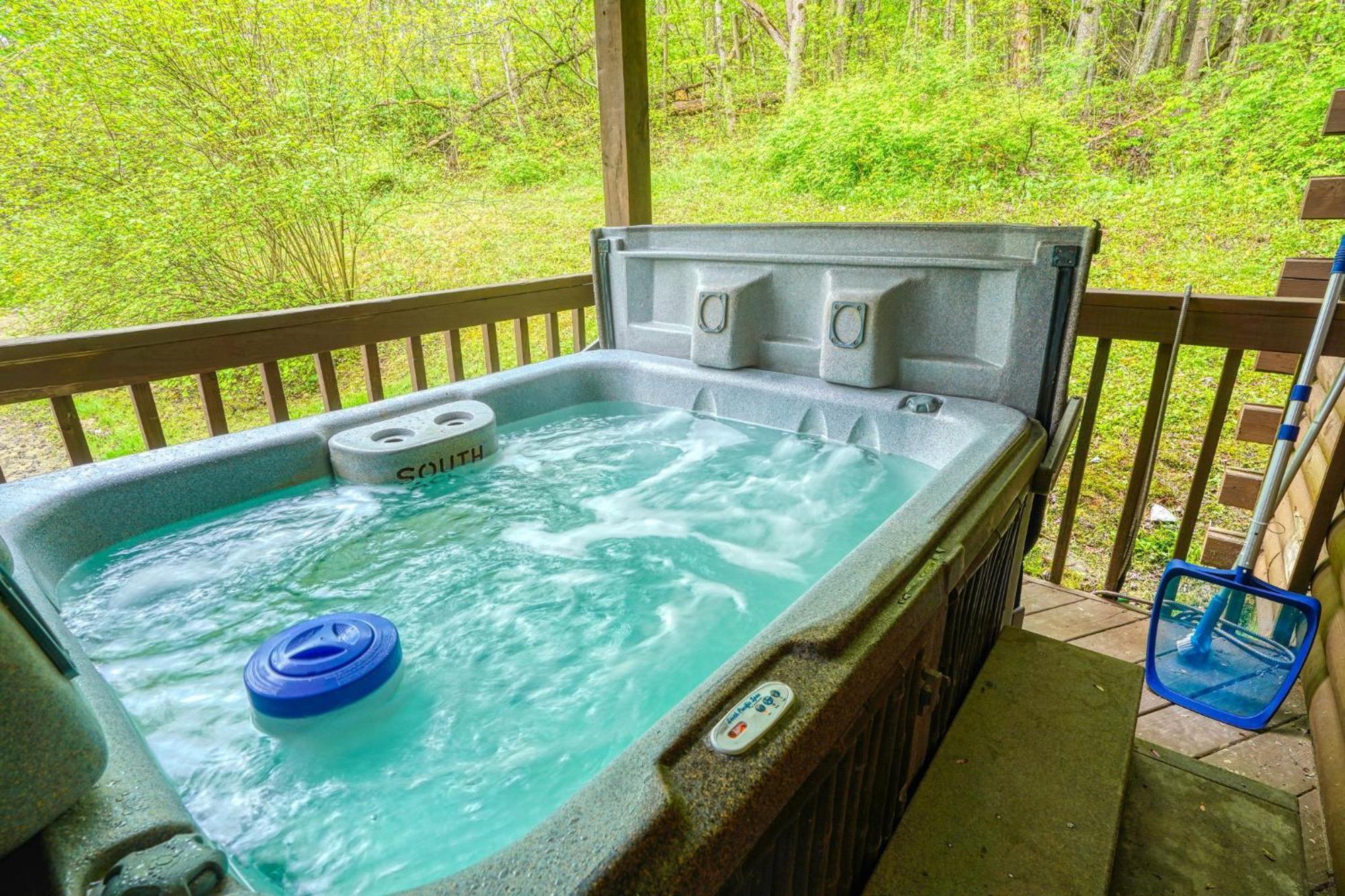 Blue Rose Cabins - Rosebud Cabin Лоуган Екстериор снимка